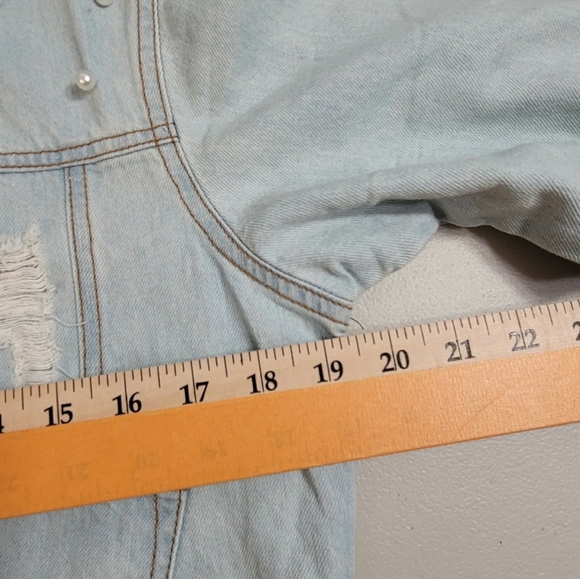 Womens Light Wash Peplum Destructed Hem Detail Jacket Stylish Windbreak size XL - Picture 3 of 16